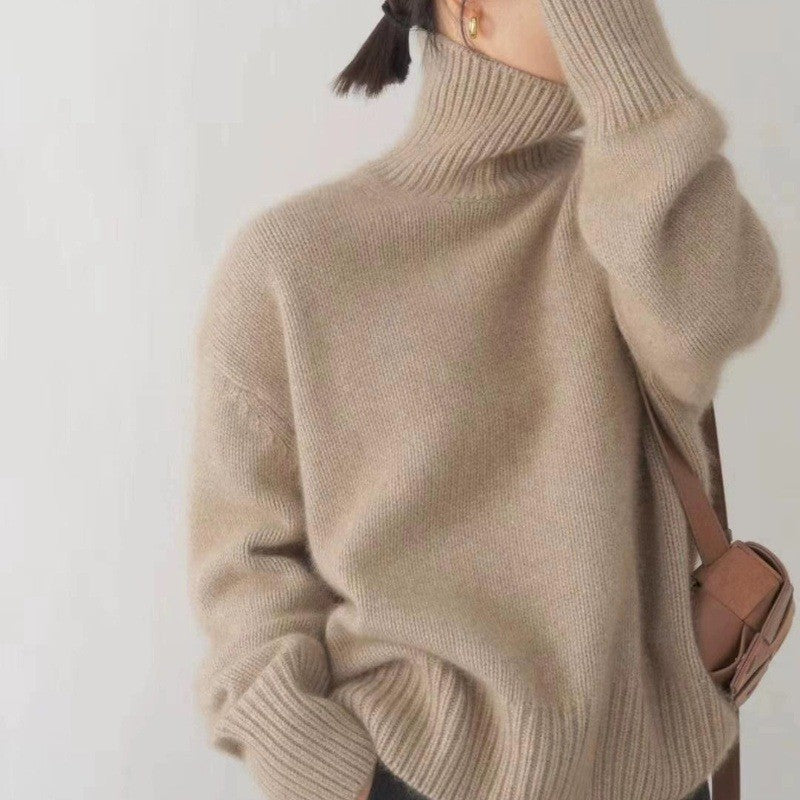 ELLEN | EKSKLUSIV RULLEKRAVE-SWEATER